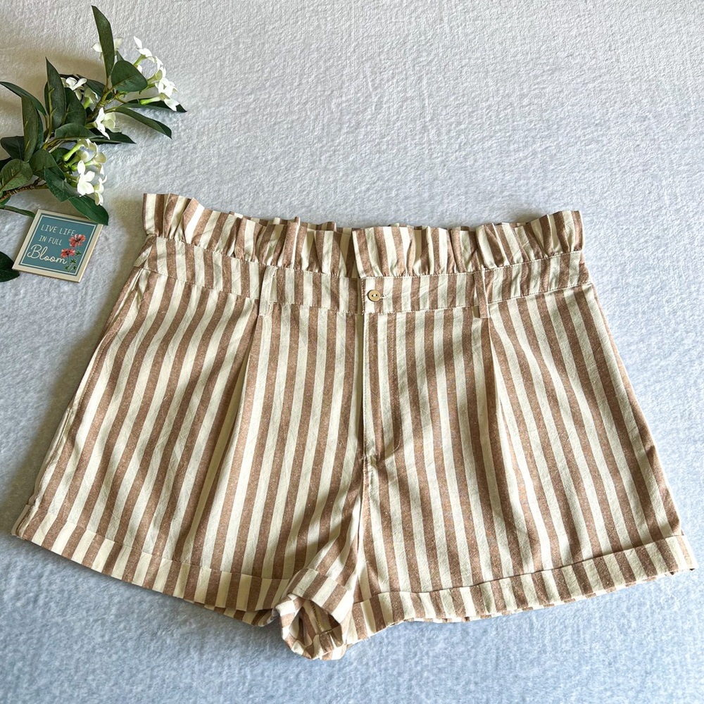 Pink Lily Sz XL Cotton Shorts Tan Striped Paperbag  Waist